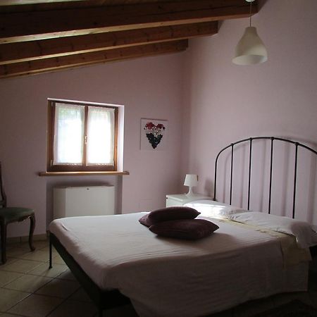 Agriturismo Fior Di Pesco Sommacampagna Exterior foto