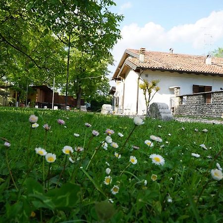 Agriturismo Fior Di Pesco Sommacampagna Exterior foto