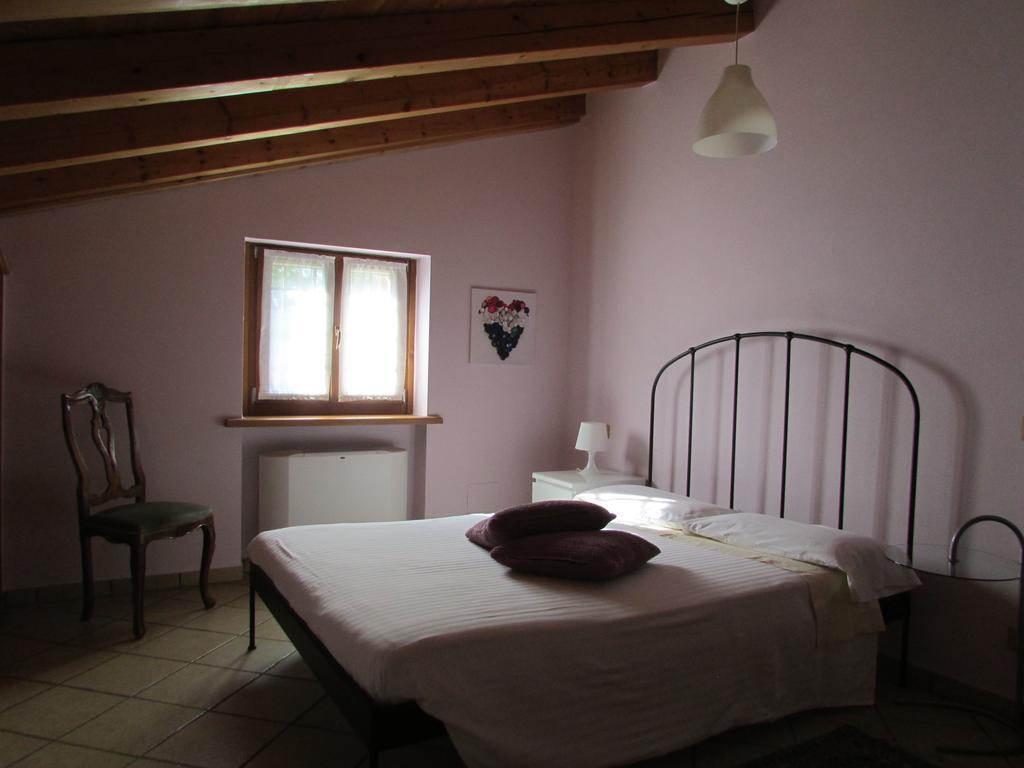 Agriturismo Fior Di Pesco Sommacampagna Exterior foto