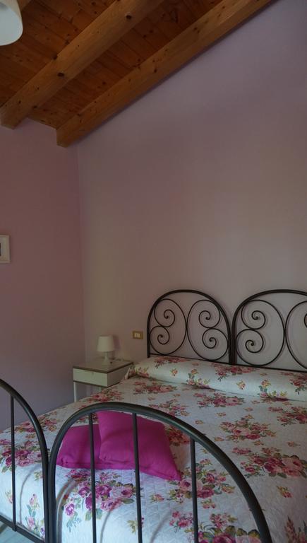 Agriturismo Fior Di Pesco Sommacampagna Exterior foto